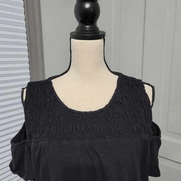 Lane Bryant Cold Shoulder Swing Tee - Picture 2 of 5